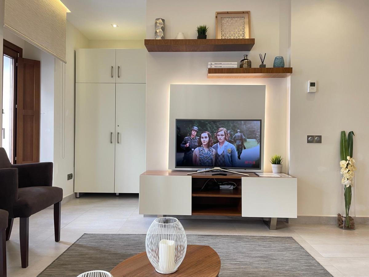 Gav Espinel Centro Apartment